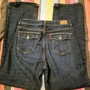 Levi's Perfectly Slimming Jeans  EUC